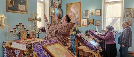 Божественная литургия в Великий четверг Страстной Седмицы